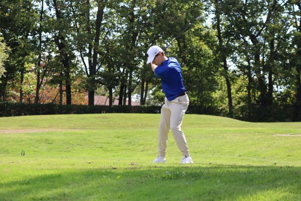 Golf Singles 