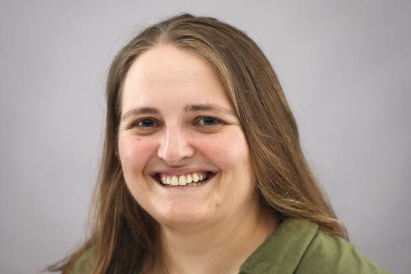 Maddy Trudeau Headshot