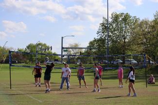 Volleyball on Pieratt