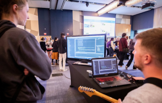 curiosity fair guitar station