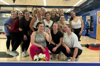 Elle with her class!