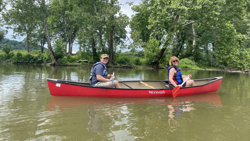 Two students canoeing on the Elkhorn river