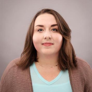 Alicia Selby headshot